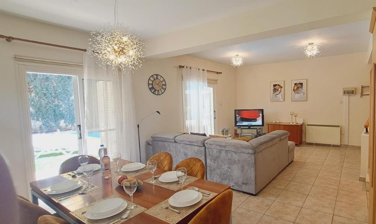 Villa Marina By Fig Tree Bay プロタラス エクステリア 写真